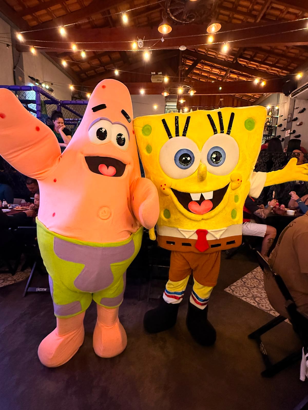 Personagens Bob Esponja e Patrick